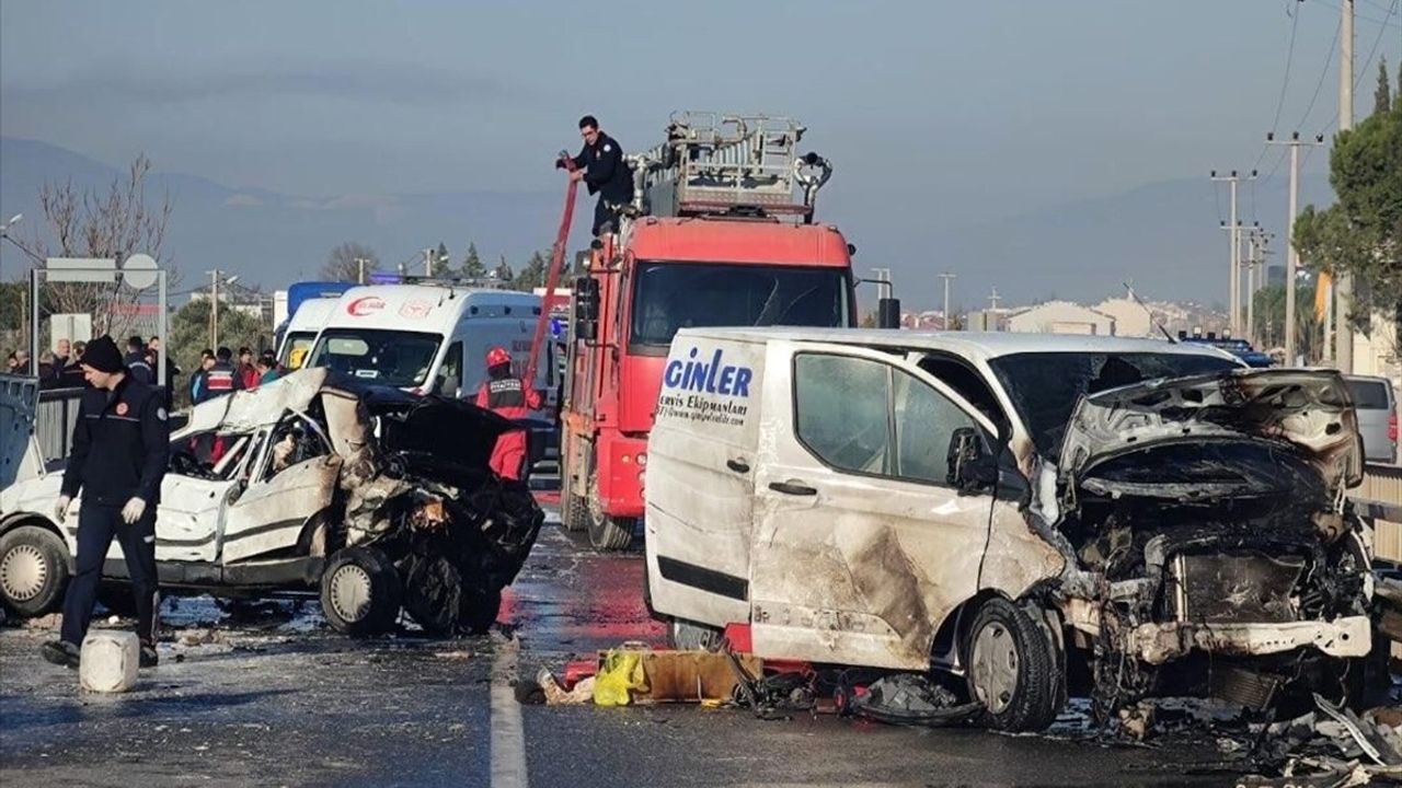 Muğla'da Zincirleme Trafik Kazası: 7 Yaralı