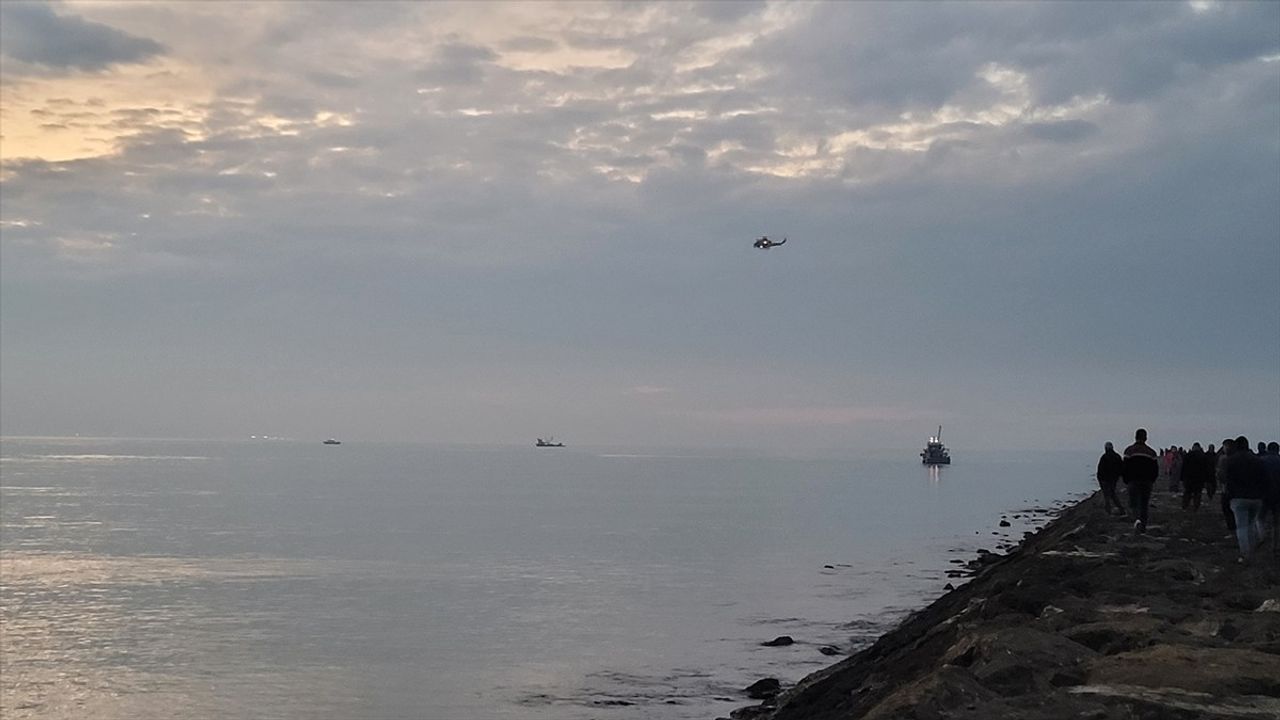 Samsun'da Kayıp Balıkçılar İçin Arama Kurtarma Seferberliği