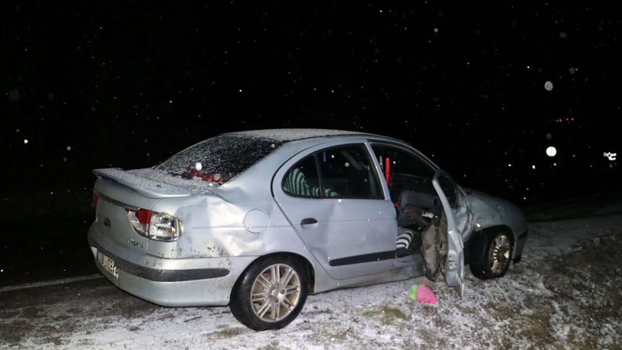 Samsun'da Trafik Kazası: 4 Yaralı