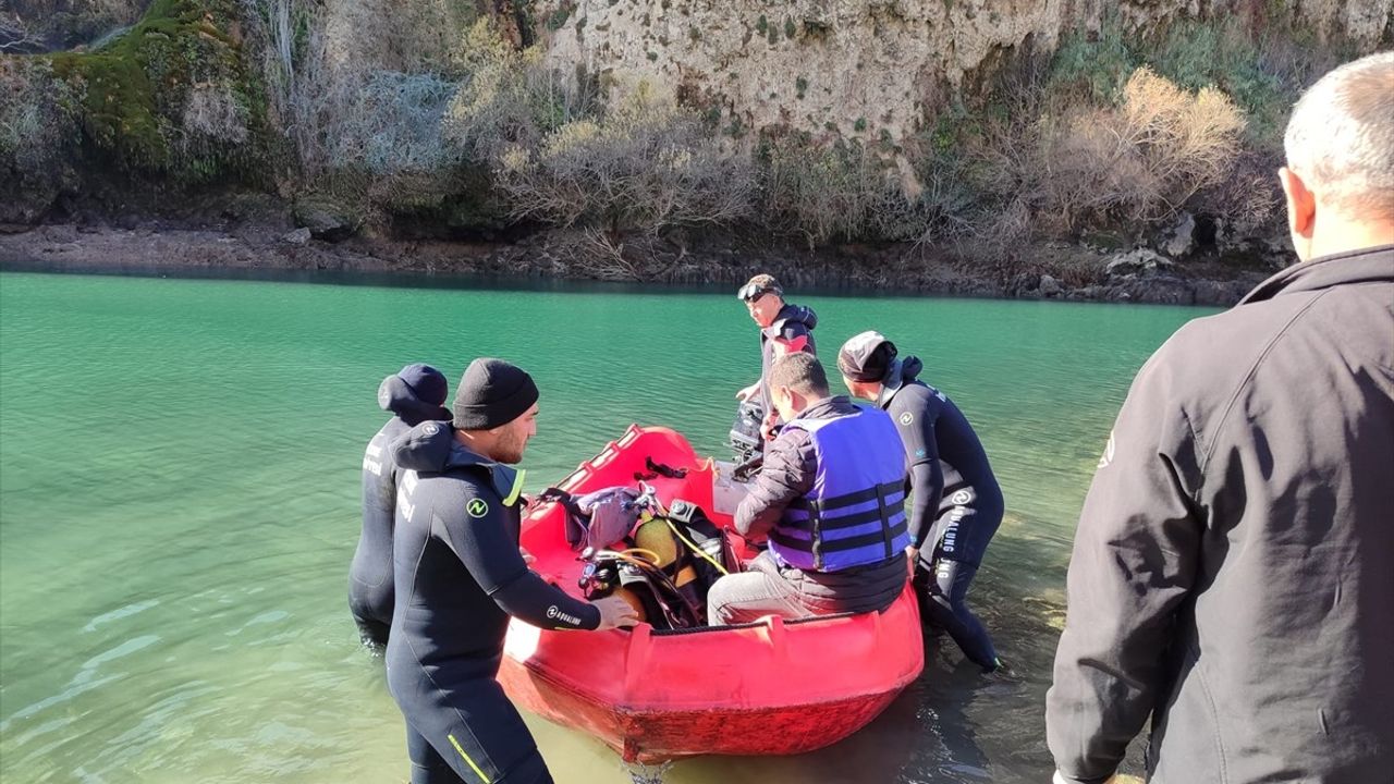 Şırnak'ta Kaybolan Çobanın Arama Çalışmaları Başladı