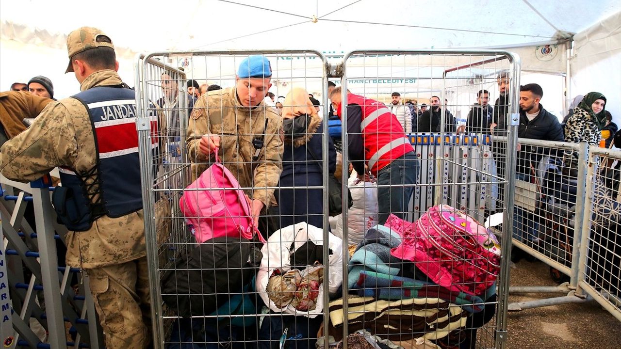 Suriyelilerin Hatay'daki Dönüşü Devam Ediyor