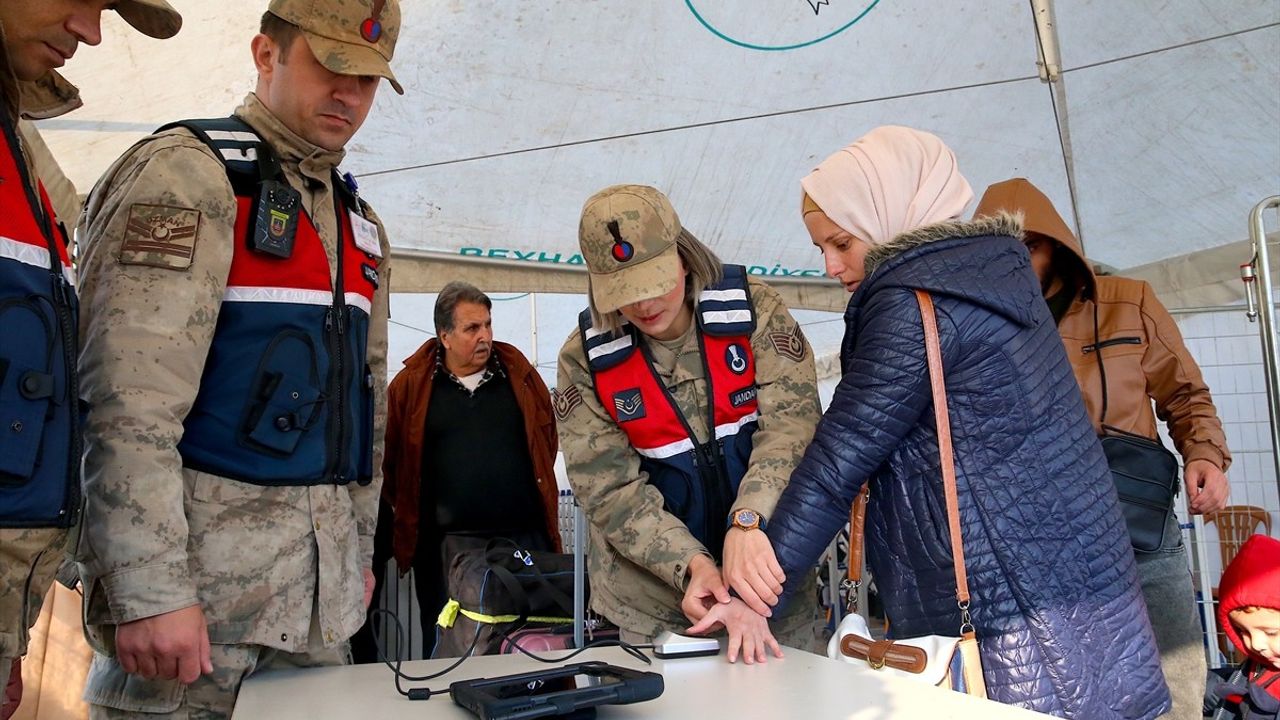Suriyelilerin Hatay'daki Sınır Kapılarından Dönüşleri Devam Ediyor