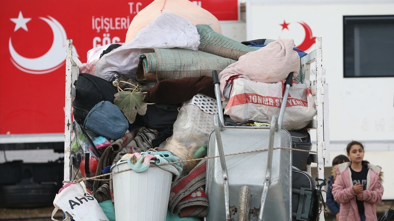 Suriyelilerin Ülkelerine Dönüş Süreci Hatay'da Devam Ediyor