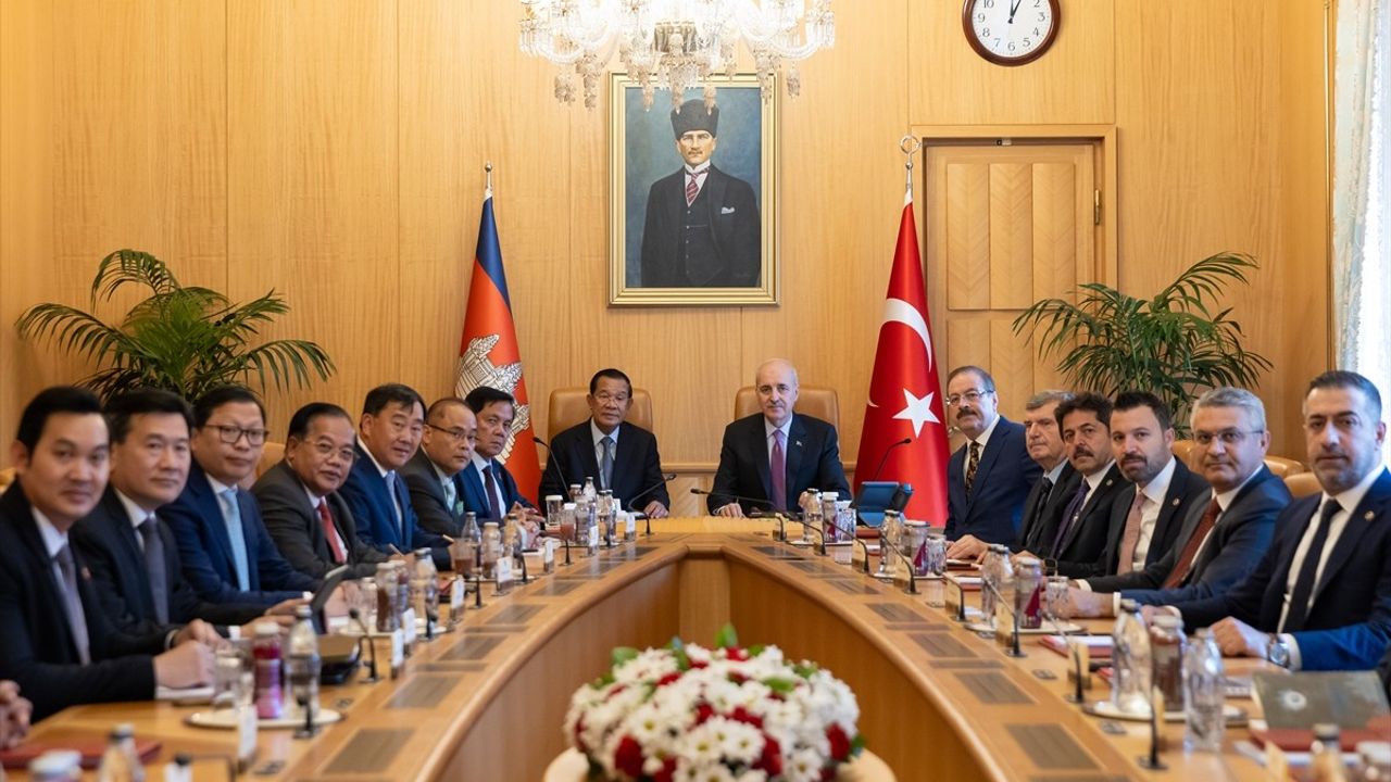 TBMM Başkanı Kurtulmuş, Kamboçya Senato Başkanı Hun Sen İle İşbirliğini Güçlendirme Hedefinde