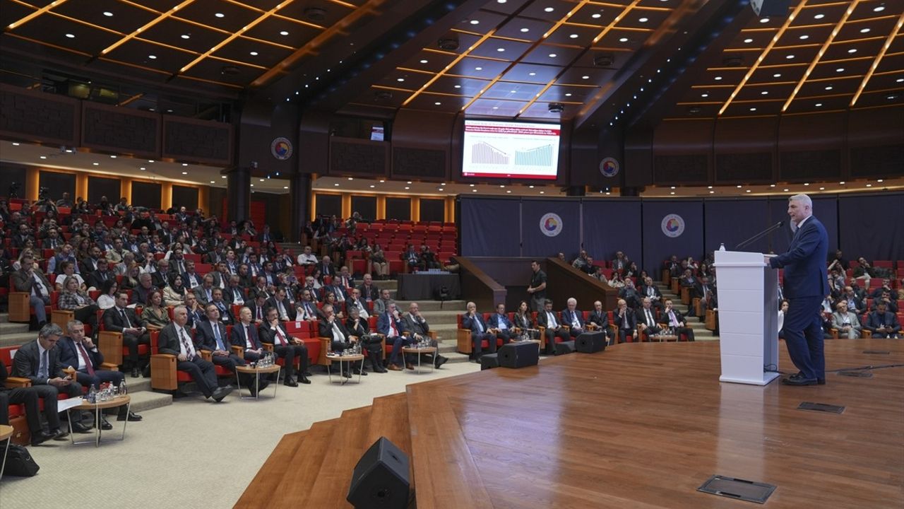 Ticaret Bakanı Bolat'tan ABD ile Ekonomik İlişkiler Hakkında Önemli Açıklamalar