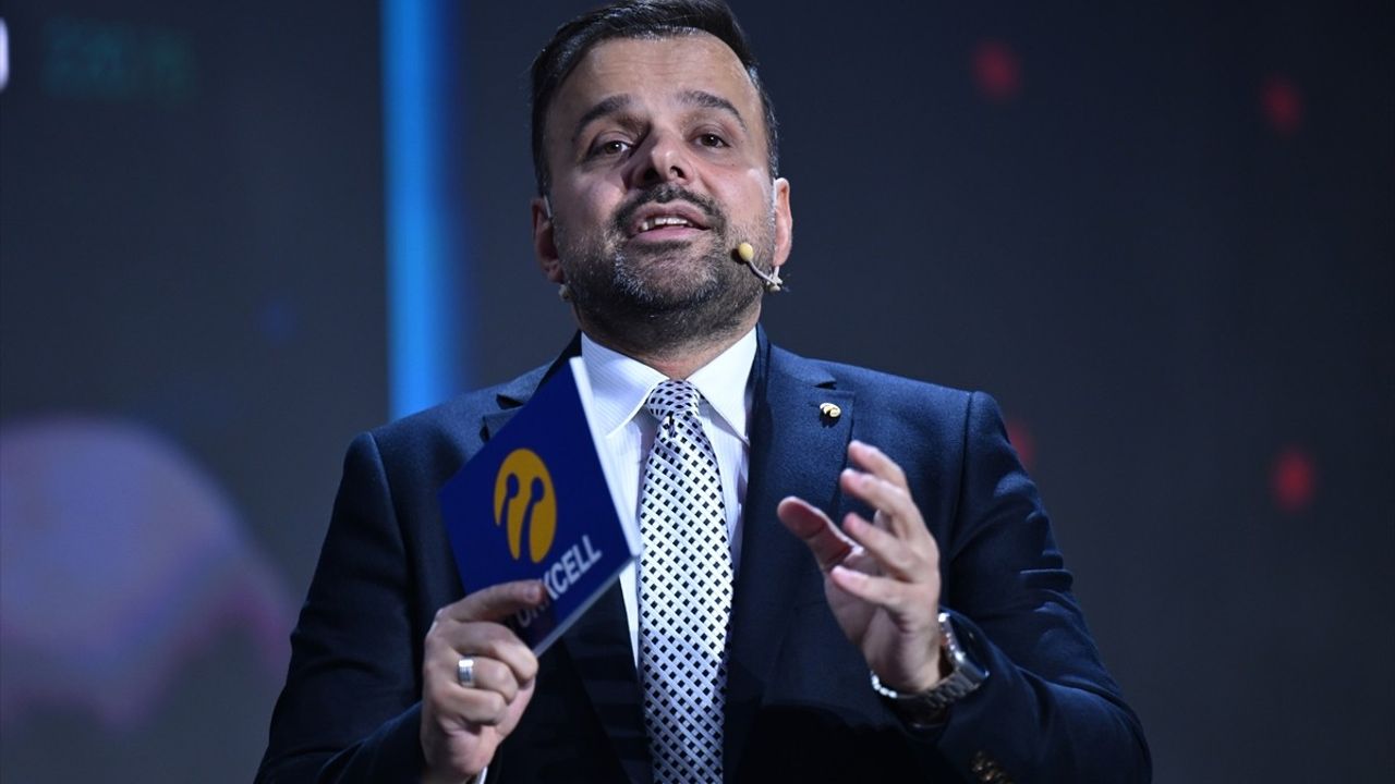 Turkcell Genel Müdürü Ali Taha Koç'tan Girişimcilere Yapay Zeka Tavsiyeleri