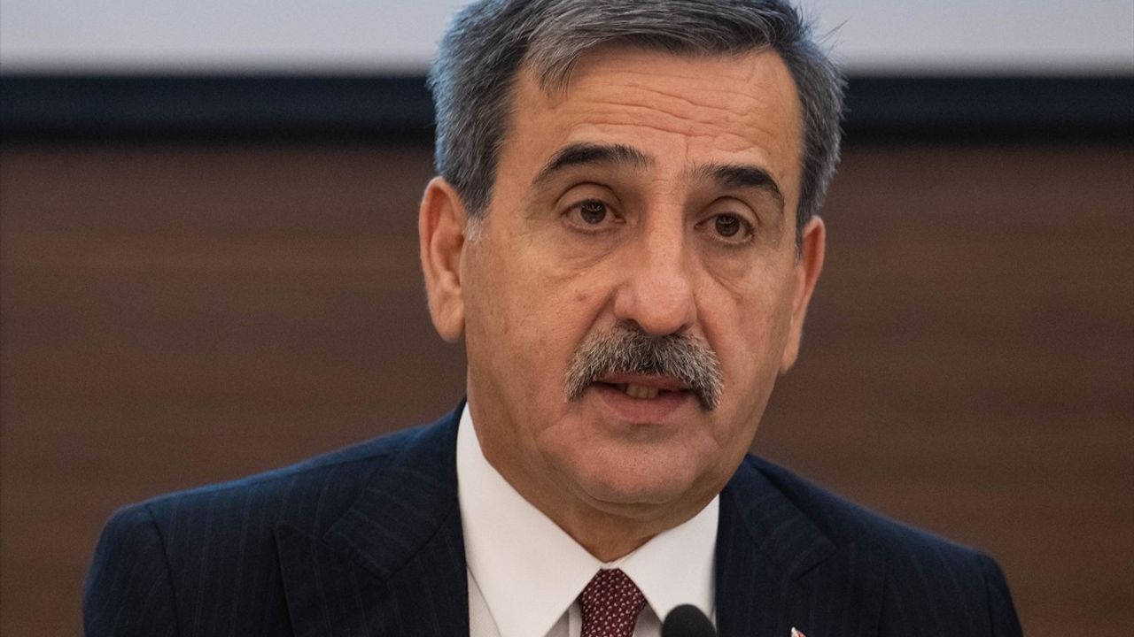 Türkiye Kamu-Sen'den Memur ve Emekliler için Zam Talepleri