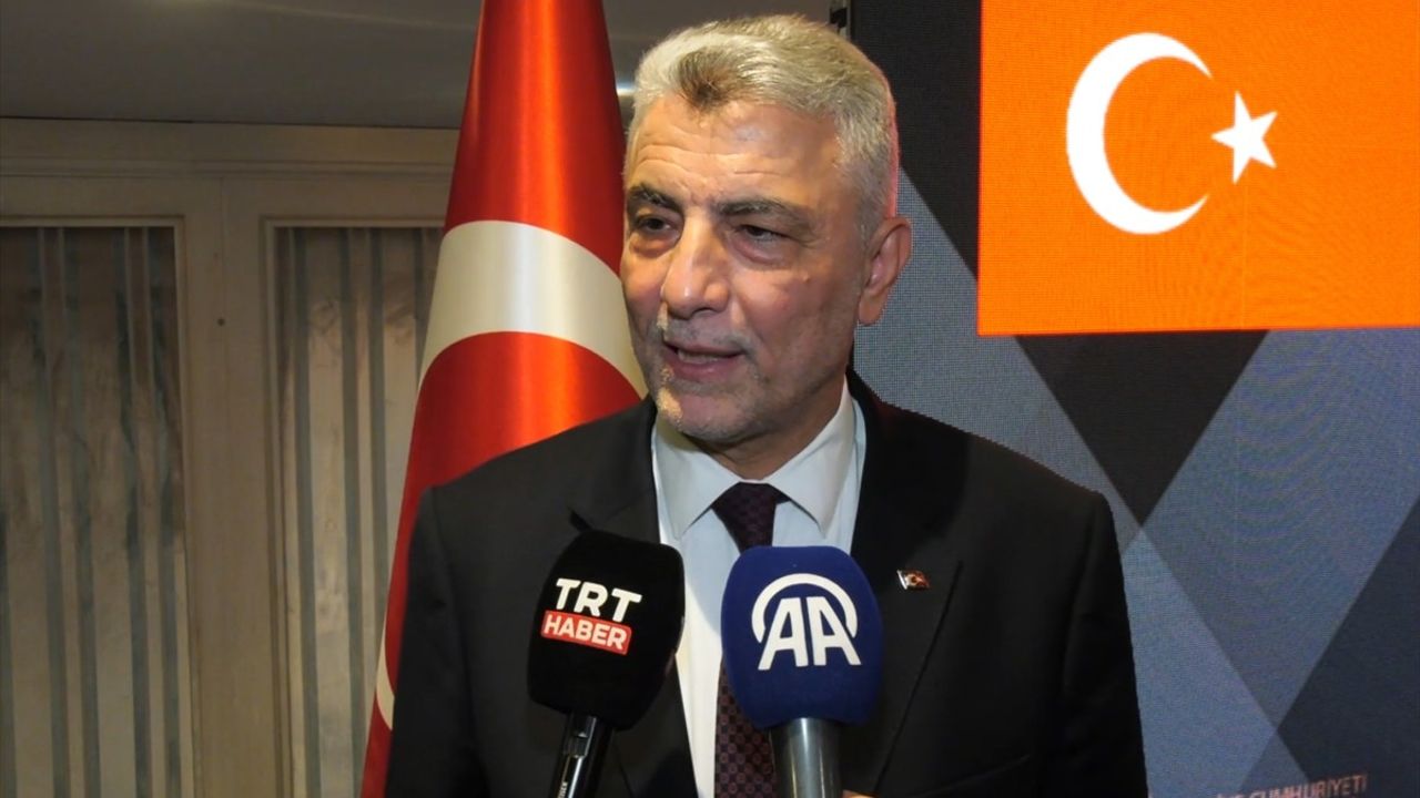 Türkiye ve İran Arasındaki Ticaret Hedefi 30 Milyar Dolar