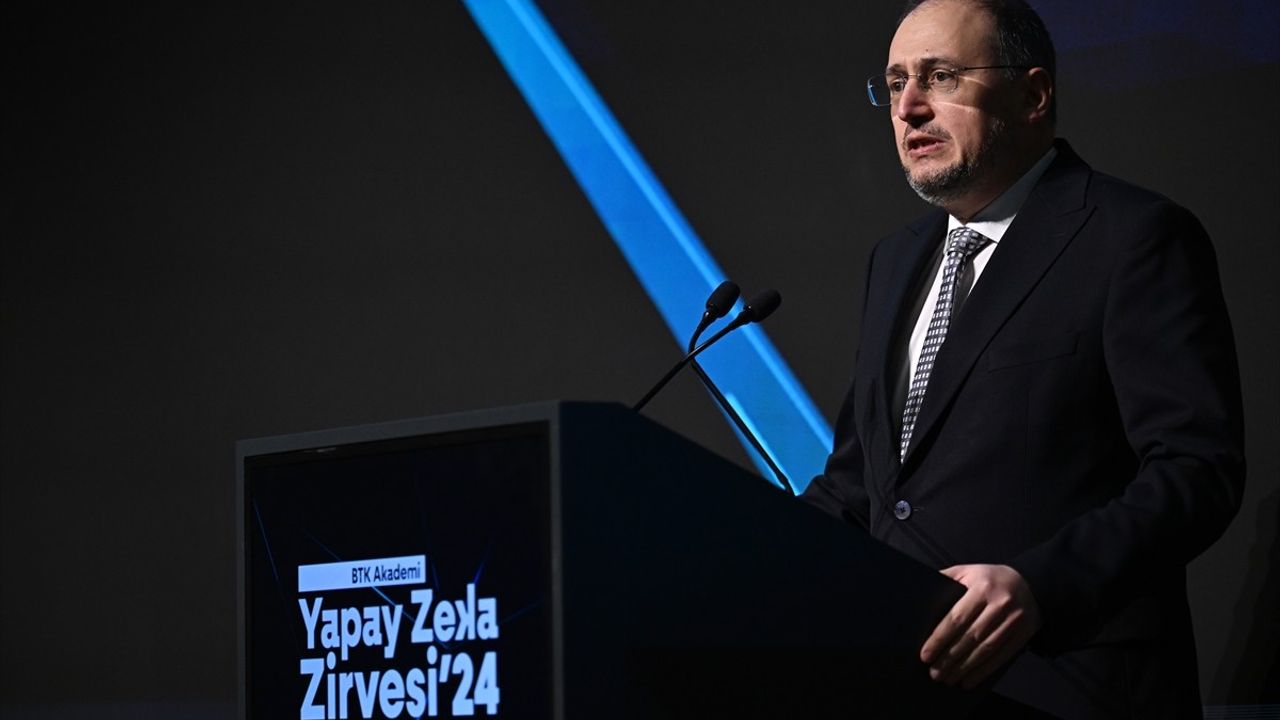 Yapay Zeka Zirvesi 2024'te Geleceğin Teknolojileri Tartışıldı