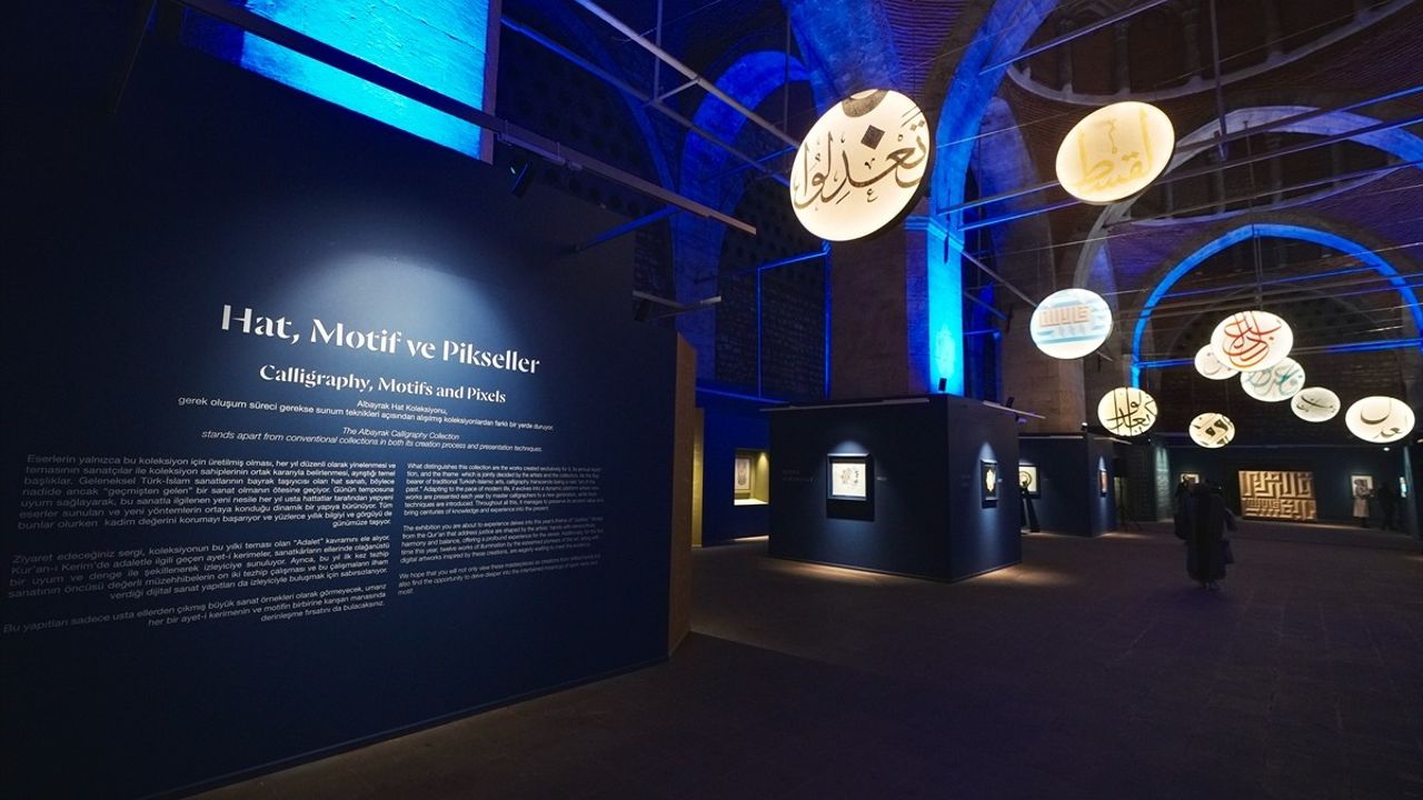 Adil-i Mutlak Sergisiyle Hat Sanatında Yeni Bir Yön