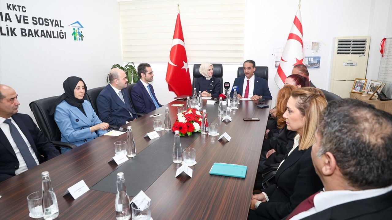 Aile ve Sosyal Hizmetler Bakanı Göktaş Aile Yılı'nı Duyurdu