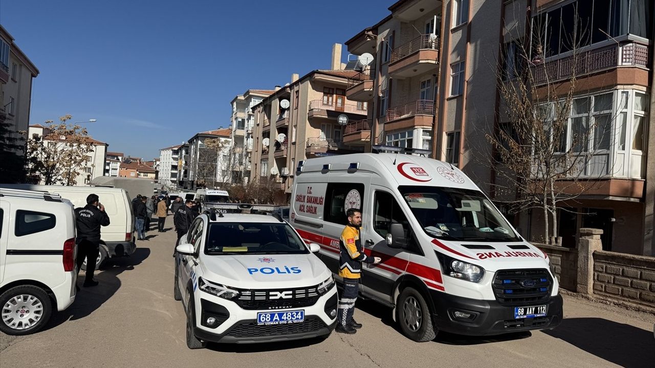 Aksaray'da Bıçaklı Kavga: Bir Yaralı, Bir Gözaltı