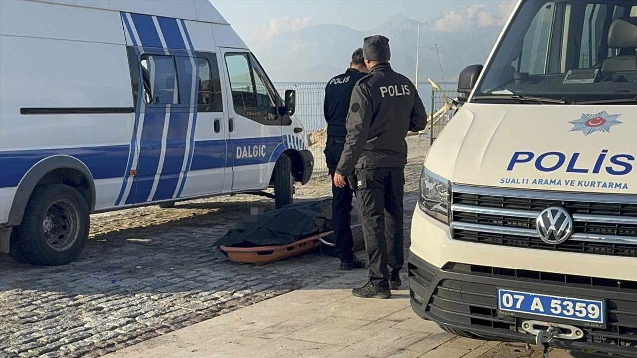 Antalya'da Falezlerden Düşen Gençten Üzücü Haber