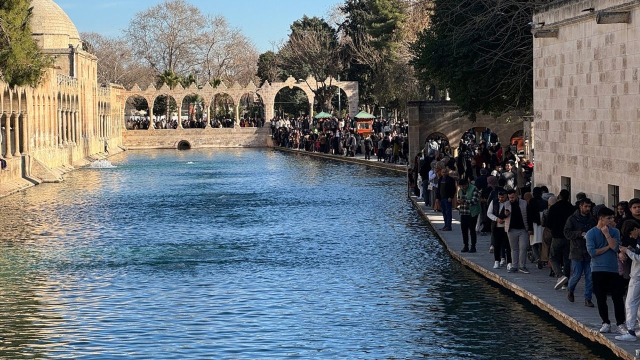 Balıklıgöl'de Yarıyıl Tatili Yoğunluğu