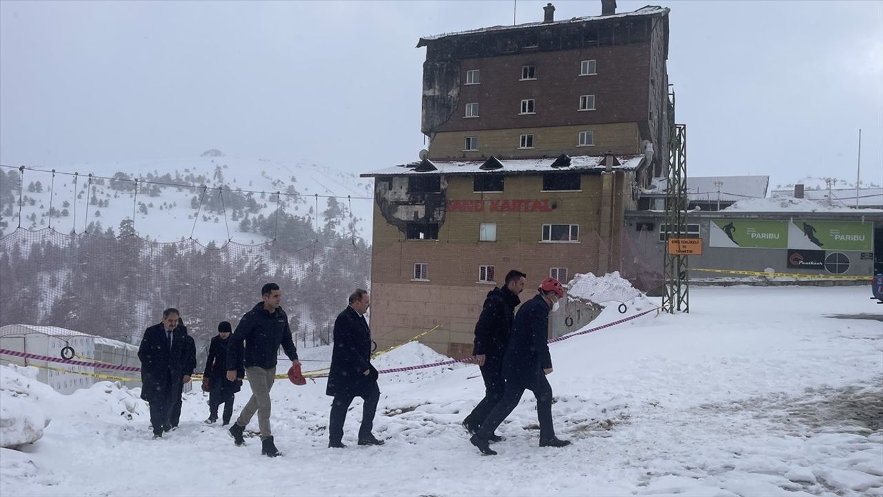 Başsavcı İbrahim Cansever'den Grand Kartal Otel Yangınında İnceleme