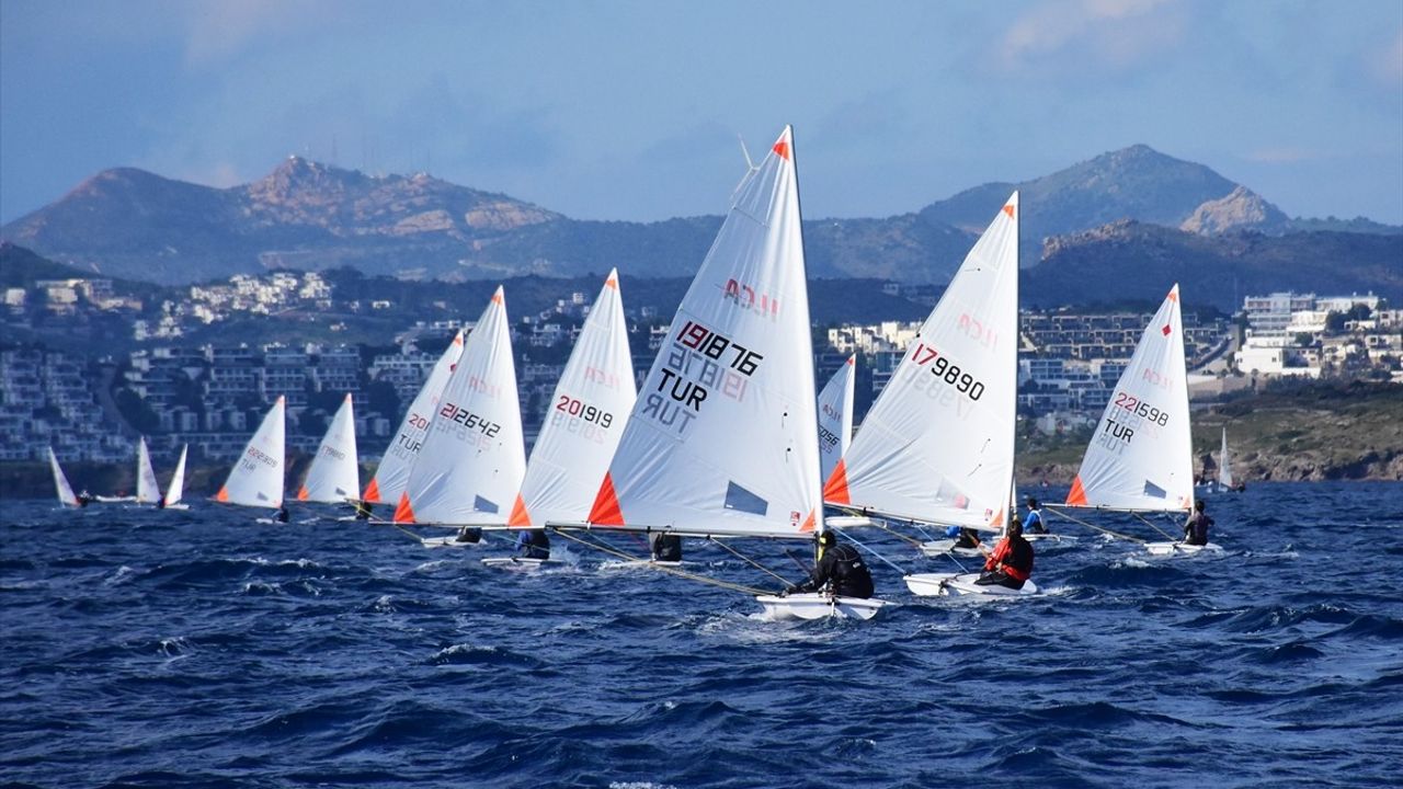 Bodrum'da ILCA Türkiye Yelken Şampiyonası Başladı