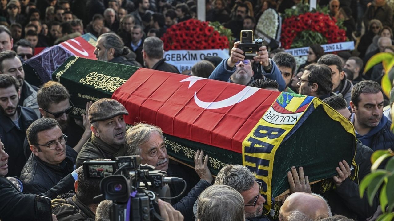 Bolu'daki Otel Yangınında Hayatını Kaybeden Güngör Ailesi Uğurlandı