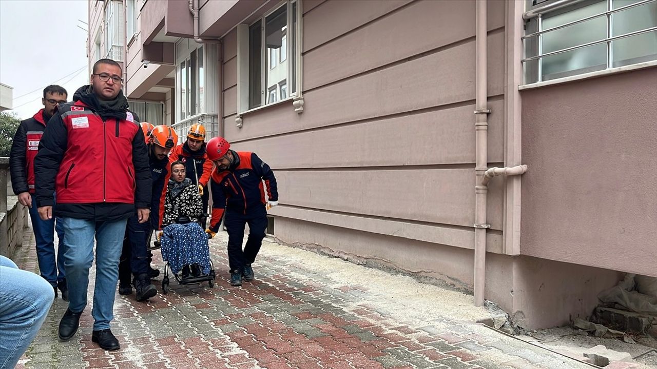 Burdur'da Deprem Tatbikatı Gerçekleşti