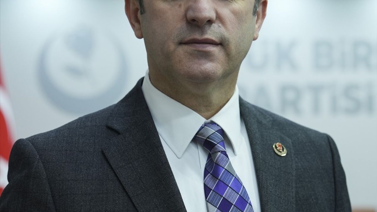 Büyük Birlik Partisi 32. Yılını Kutluyor