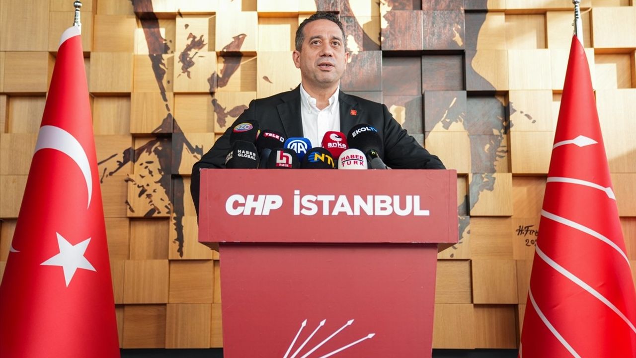 CHP İstanbul'da Kapalı Grup Toplantısı Gerçekleştirdi