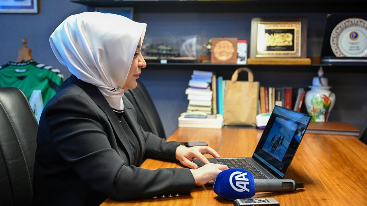 Çiğdem Erdoğan, Yılın Kareleri Oylamasına Katıldı