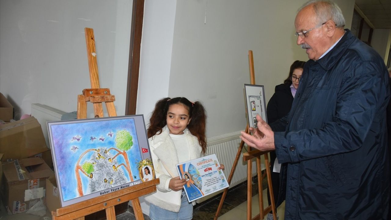 Çin-Türkiye Çocuk Karikatür Dostluğu Sergisi Sinop'ta Açıldı
