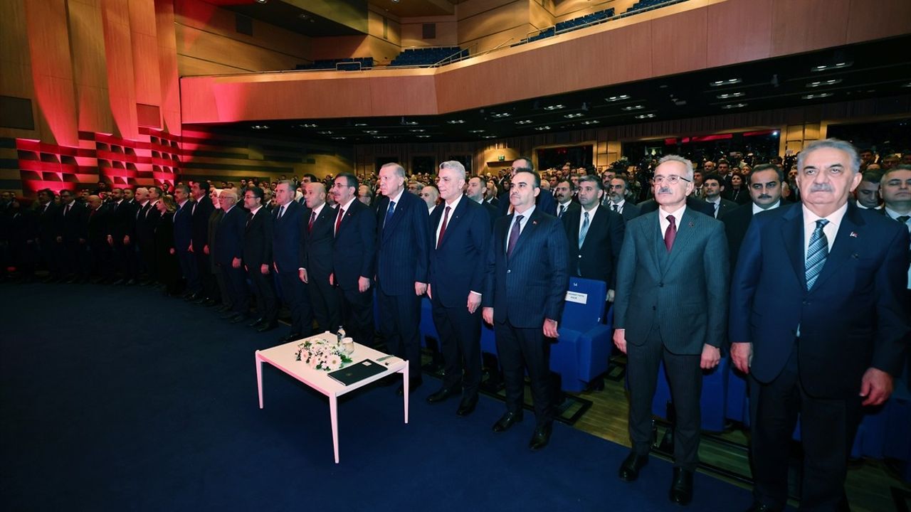 Cumhurbaşkanı Erdoğan'dan 2024 Yılı İhracat Rakamları Açıklaması