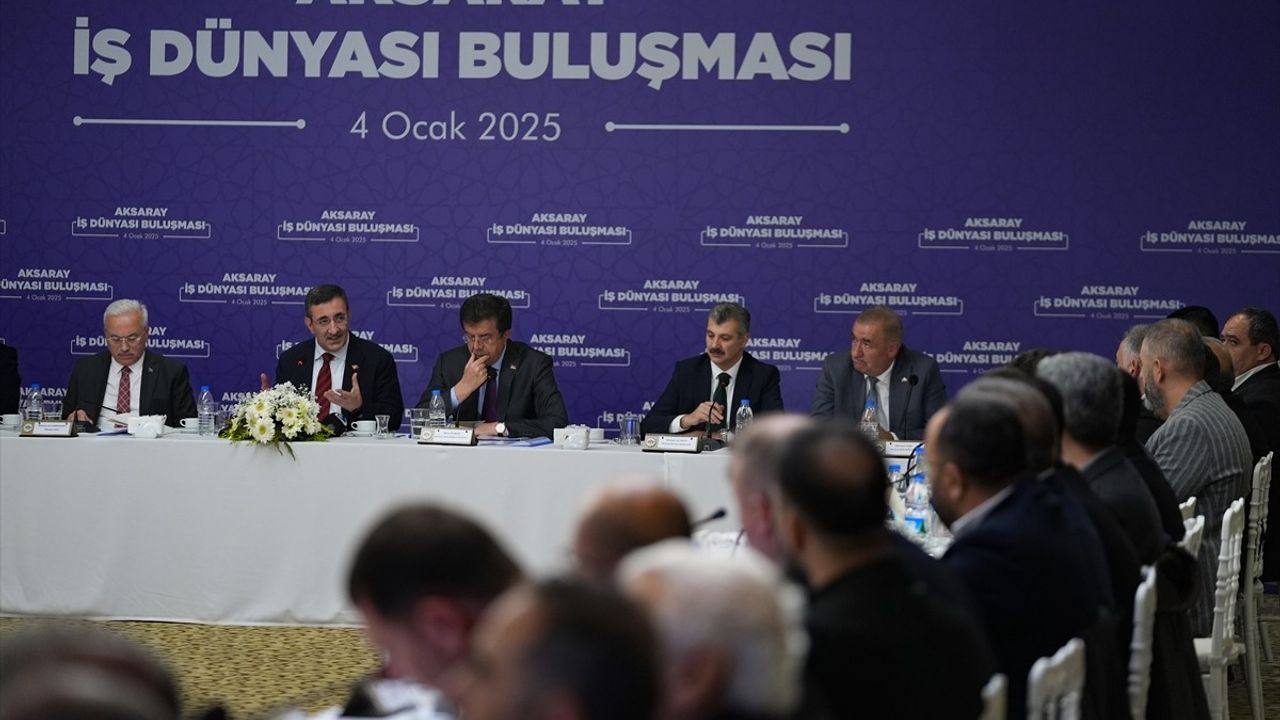 Cumhurbaşkanı Yardımcısı Yılmaz, Aksaray İş Dünyası Buluşması'nda Ekonomik Beklentileri Açıkladı