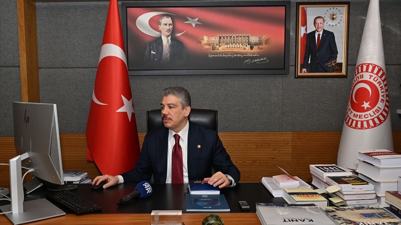 Cüneyt Yüksel, Anadolu Ajansı'nın 'Yılın Kareleri' Oylamasına Katıldı