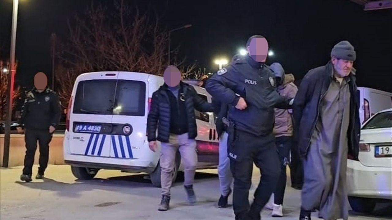 DEAŞ Operasyonu: Çorum'da 5 Zanlı Tutuklandı