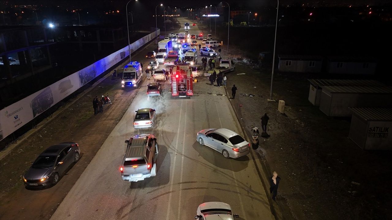 Düzce'de Trafik Kazası: 6 Yaralı
