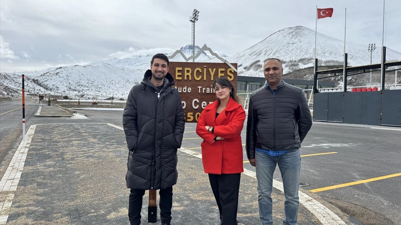 Erciyes Yüksek İrtifa Kamp Merkezi Uluslararası Acentelere Tanıtıldı