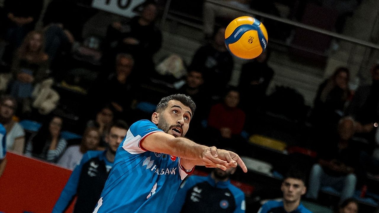 Halkbank Voleybol Takımı Başkent Derbisinde Galibiyet Peşinde