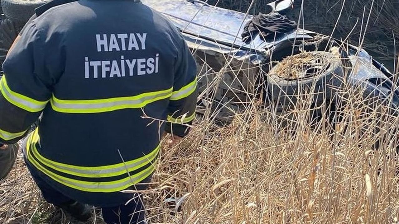 Hatay'da Trafik Kazası: 1 Ölü, 8 Yaralı