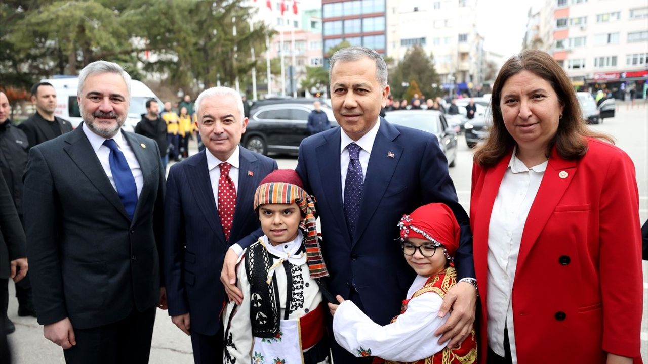 İçişleri Bakanı Ali Yerlikaya Kırklareli Valiliğini Ziyaret Etti