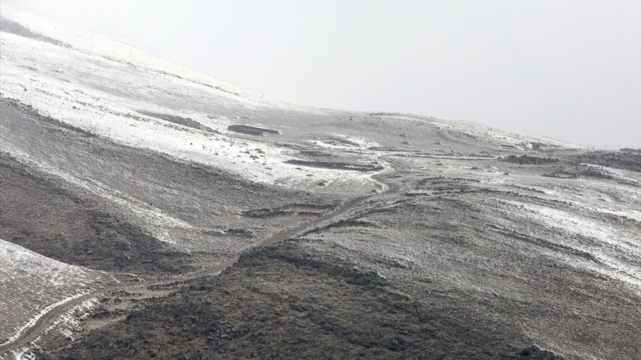 Iğdır ve Ağrı'da Dondurucu Soğuk Etkili