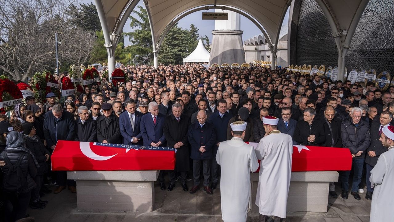 Kartalkaya'daki Yangında Hayatını Kaybeden Vedia Nil Apak ve Annesi Uğurlandı