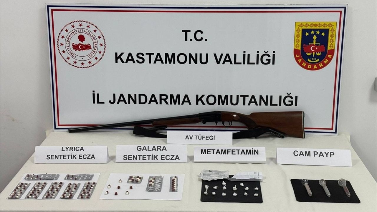 Kastamonu'da Uyuşturucu Operasyonu: 5 Zanlı Yakalandı