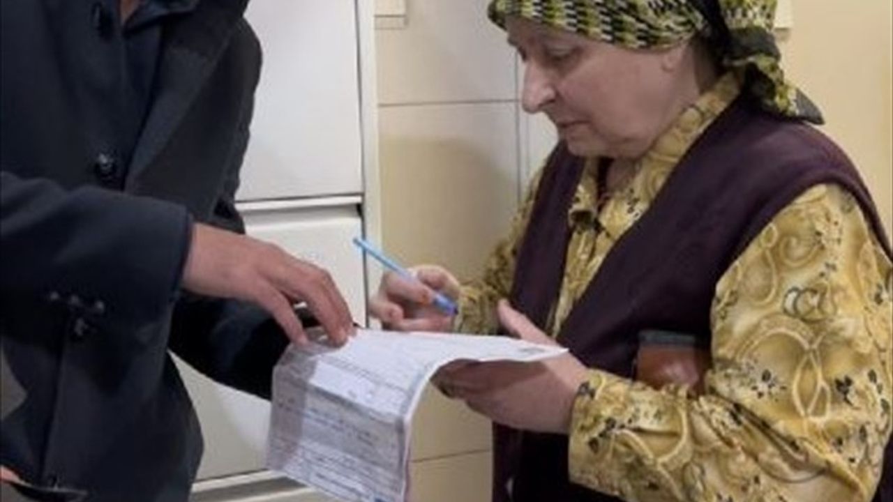 Kayseri'de Düşürülen Cüzdan Sahibine İade Edildi