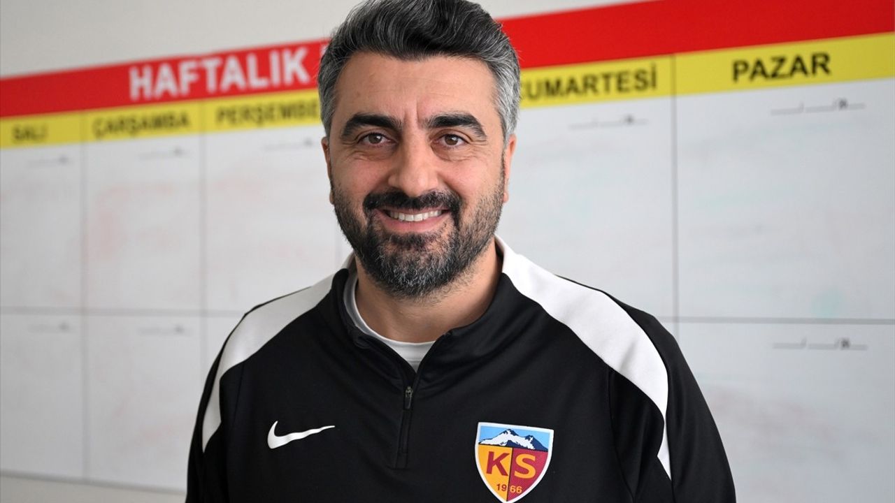 Kayserispor Teknik Direktöründen Kenetlenme Çağrısı