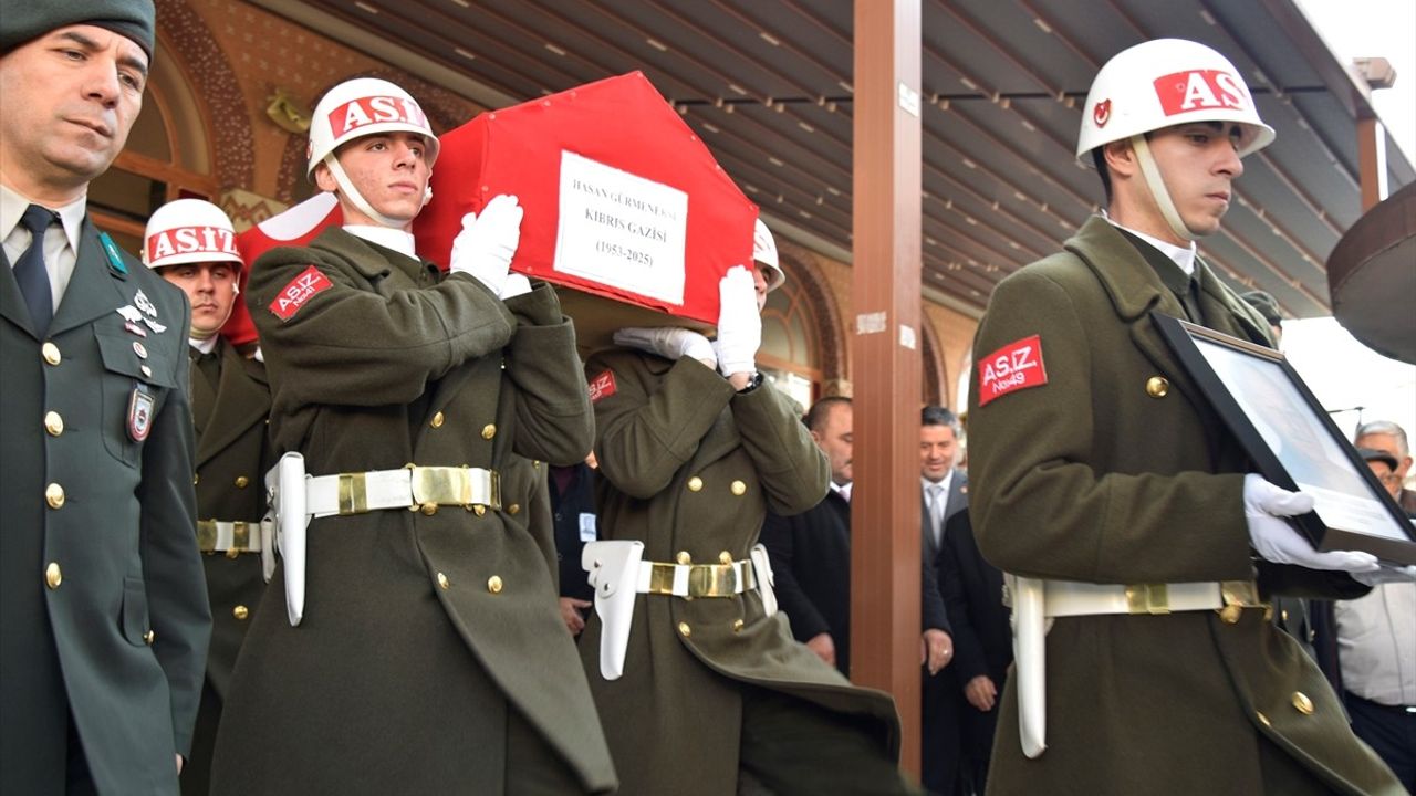 Kıbrıs Gazisi Hasan Gürmenekşe Son Yolculuğuna Uğurlandı