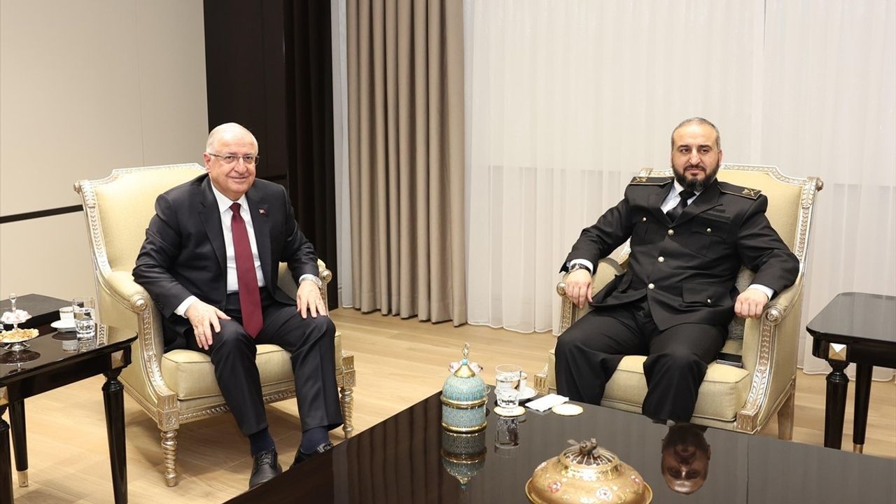 Milli Savunma Bakanı Güler'den Suriye Temasları