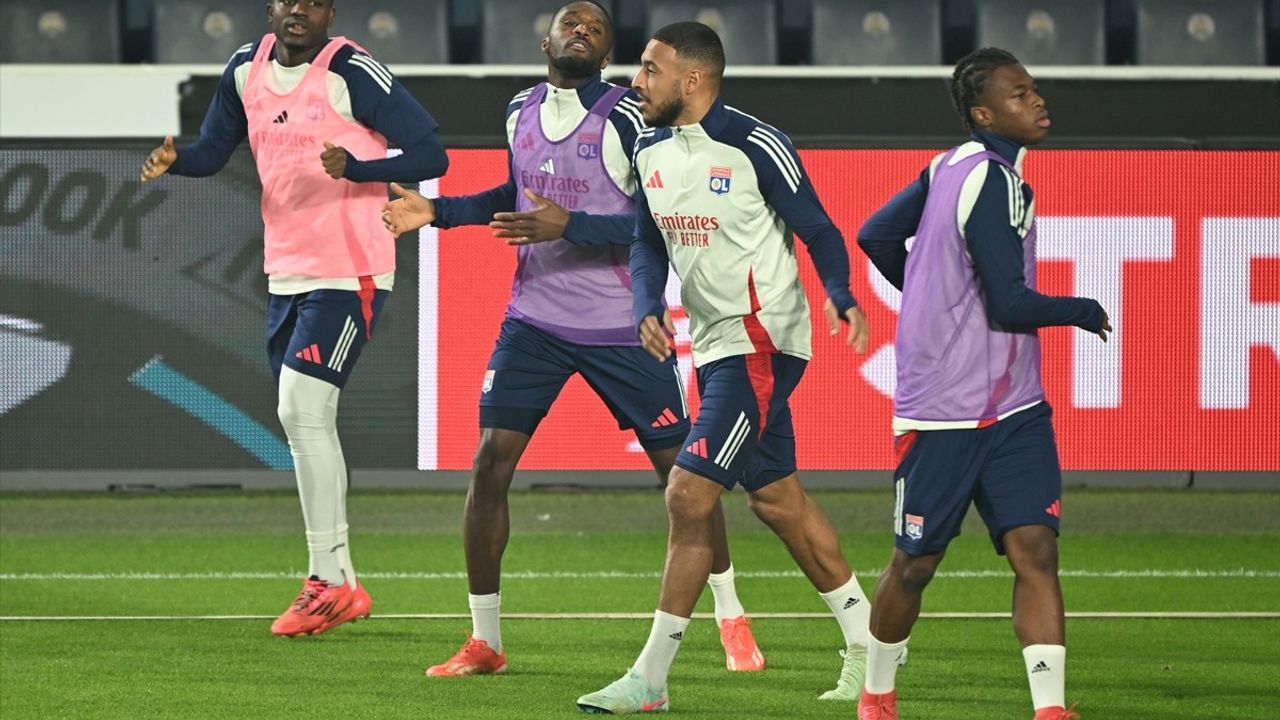 Olimpik Lyon, Fenerbahçe Maçına Hazır