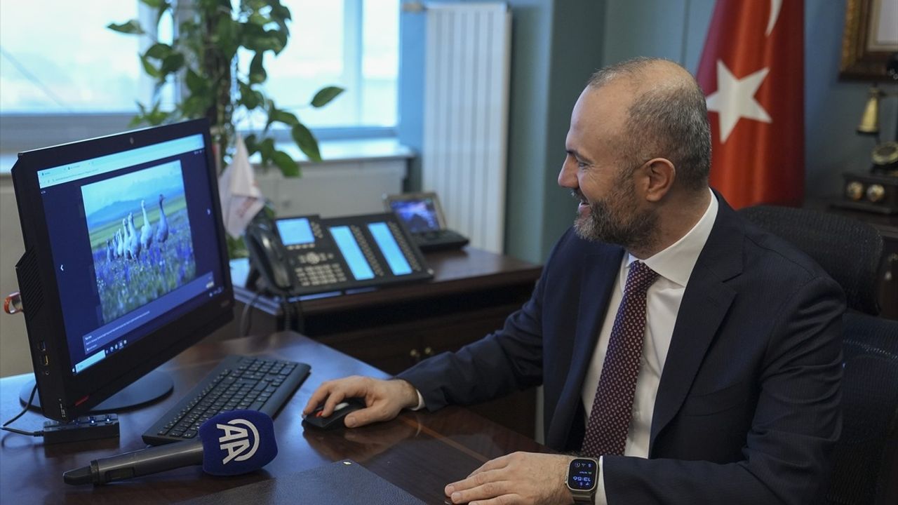 PTT AŞ Genel Müdürü Hakan Gülten, AA'nın 'Yılın Kareleri' Oylamasını Destekledi