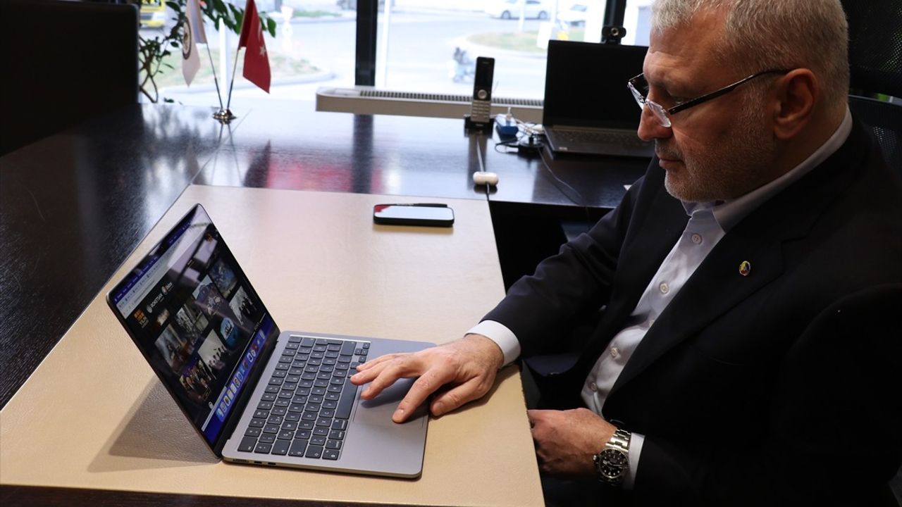 SATSO Başkanı Akgün Altuğ, Anadolu Ajansı'nın 'Yılın Kareleri' Oylamasına Katıldı