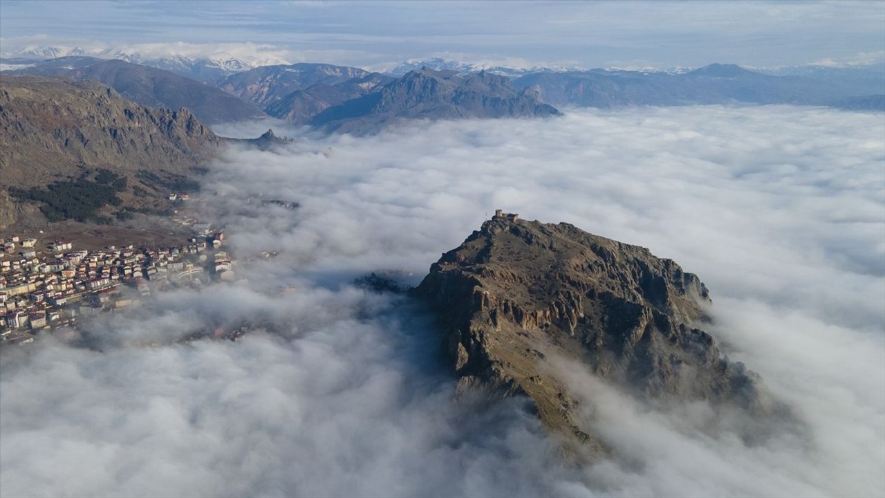 Şebinkarahisar'da Sis Manzarası Dronla Görüntülendi