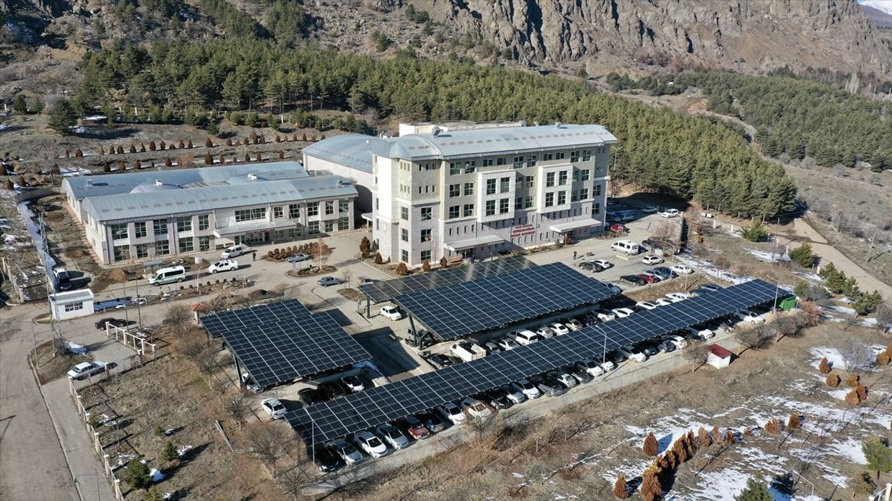 Şebinkarahisar Devlet Hastanesi Güneş Enerjisiyle Elektrik Üretiyor