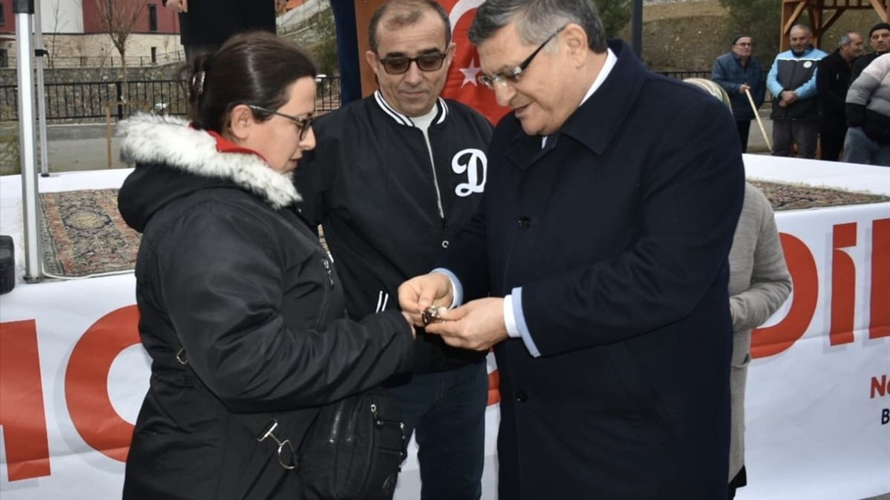 Sinop'ta TOKİ Konutları Hak Sahiplerine Teslim Edilmeye Başlandı