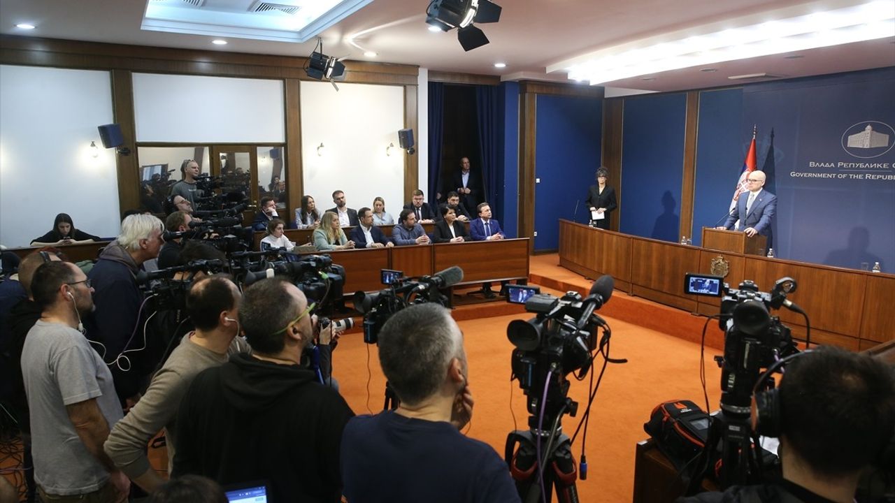Sırbistan Başbakanı Vucevic İstifa Etti