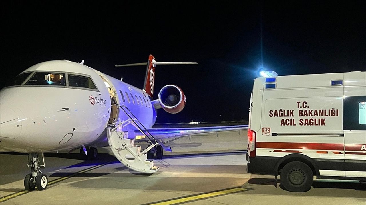 Şırnak'tan İstanbul'a Ambulans Uçakla Bebek Sevkleri